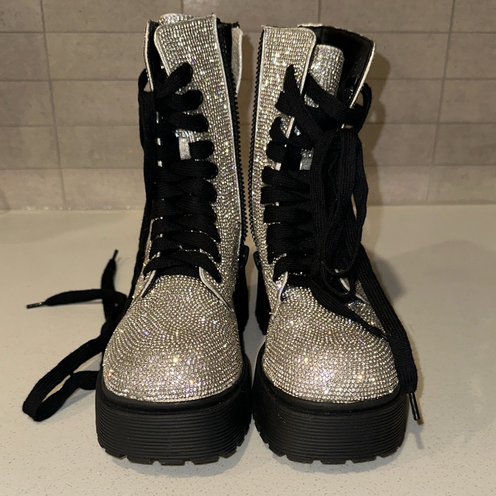 NWOB- POSTER GIRL Rhinestone Combat Boots